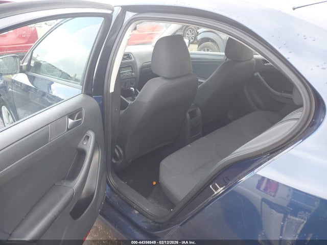 Продажа на аукционе авто 2014 Volkswagen Jetta 2.0l S, vin: 3VW2K7AJ3EM375207, номер лота: 44356949