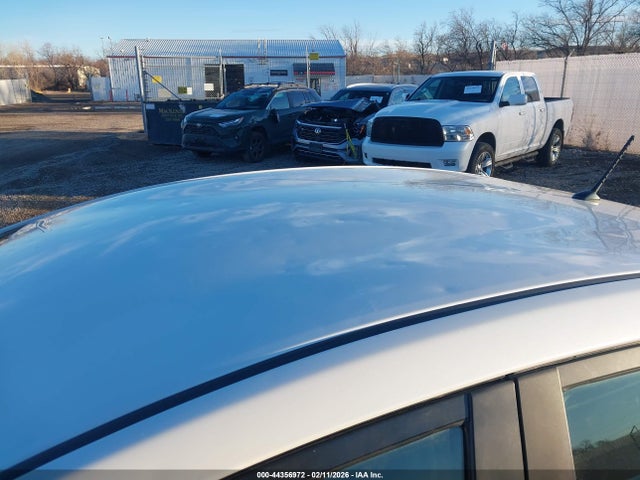 Toyota Prius Two 2014 JTDKN3DU2E0366655 Image 18