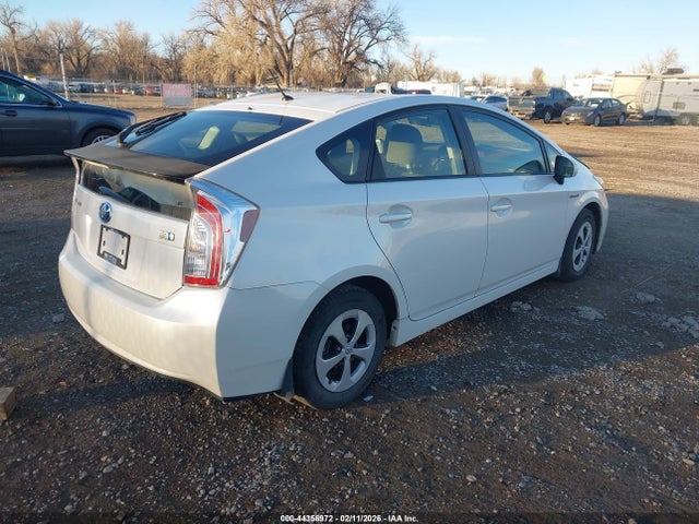 Toyota Prius Two 2014 JTDKN3DU2E0366655 Image 4