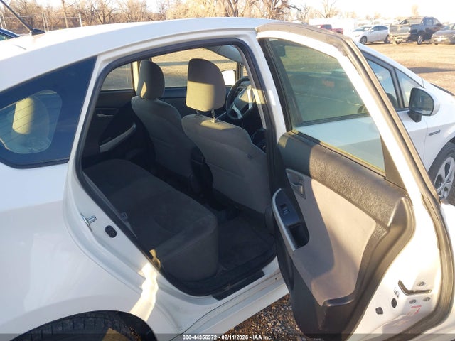 Toyota Prius Two 2014 JTDKN3DU2E0366655 Image 8