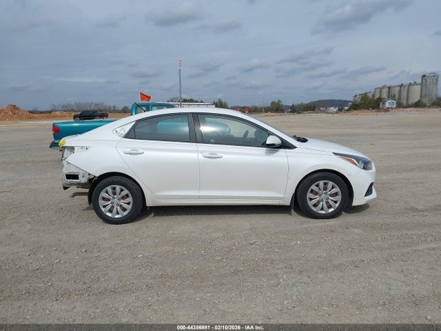 2020 Hyundai Accent Se მანქანა იყიდება აუქციონზე, vin: 3KPC24A66LE111908, აუქციონის ნომერი: 44356981