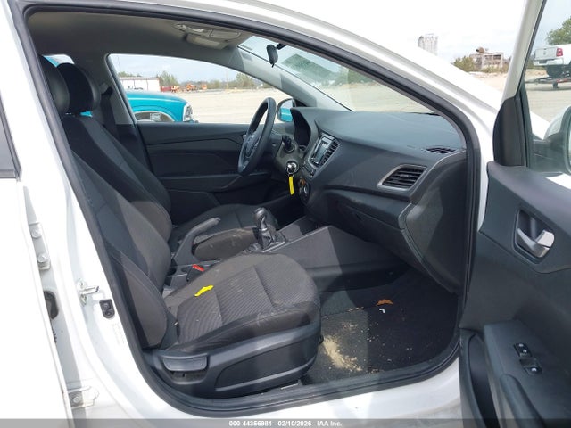 2020 Hyundai Accent Se მანქანა იყიდება აუქციონზე, vin: 3KPC24A66LE111908, აუქციონის ნომერი: 44356981