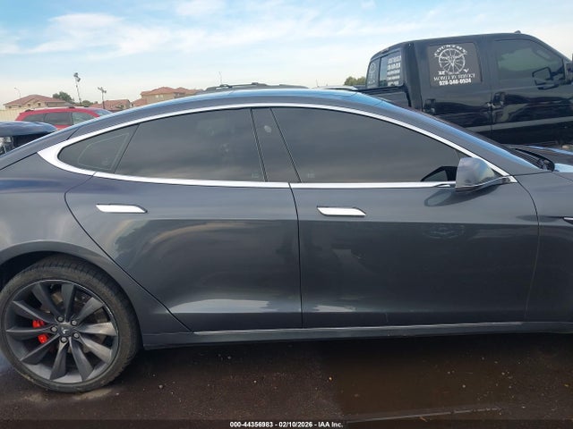 Tesla Model S 100d/60d/75d/90d/p100d 2017 5YJSA1E42HF216713 Image 14