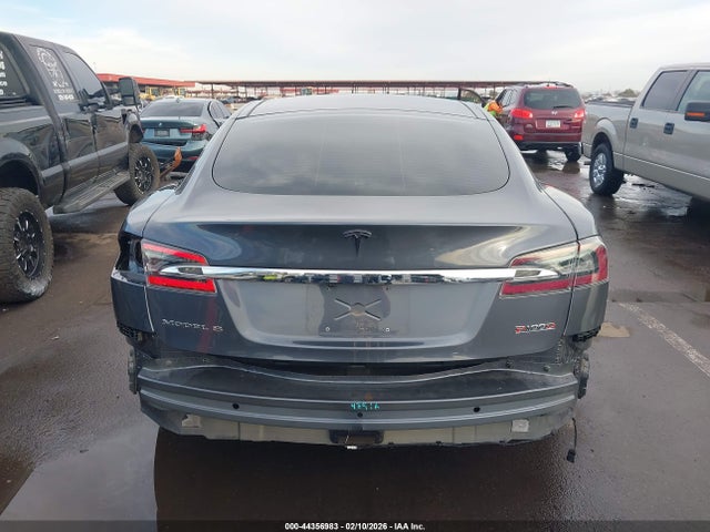 Tesla Model S 100d/60d/75d/90d/p100d 2017 5YJSA1E42HF216713 Image 17