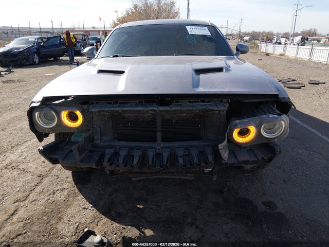 44357000 :رقم المزاد ، 2C3CDZBT0JH209205 vin ، 2018 Dodge Challenger R/t مزاد بيع