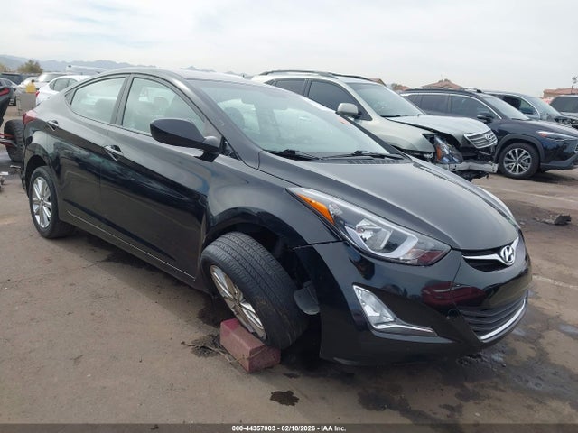 Hyundai ELANTRA SE 2015 KMHDH4AE4FU261656 zdjęcie główne