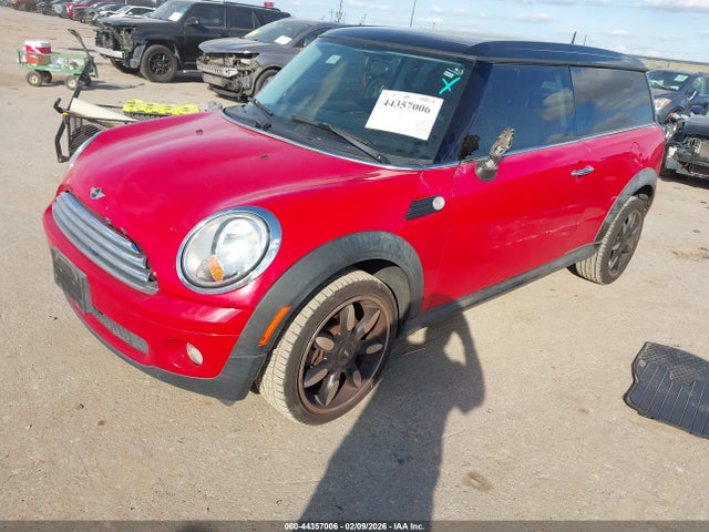2010 MINI COOPER CLUBMAN WMWML3C59ATX51936 Photo 1