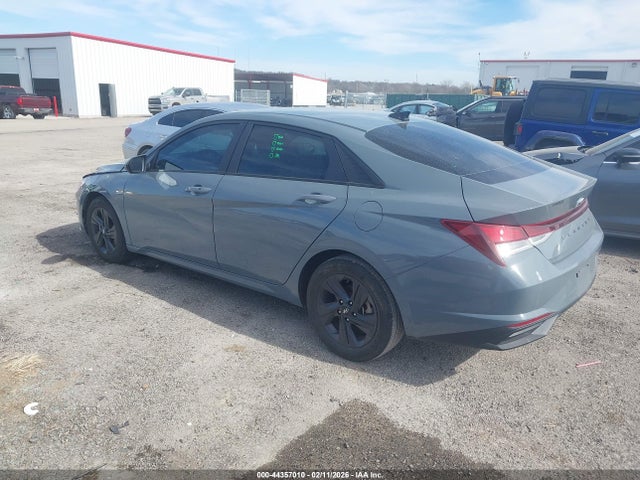 44357010 :رقم المزاد ، KMHLM4AGXNU332141 vin ، 2022 Hyundai Elantra Sel مزاد بيع