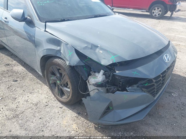 44357010 :رقم المزاد ، KMHLM4AGXNU332141 vin ، 2022 Hyundai Elantra Sel مزاد بيع