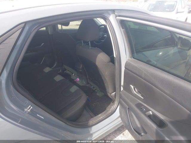 44357010 :رقم المزاد ، KMHLM4AGXNU332141 vin ، 2022 Hyundai Elantra Sel مزاد بيع