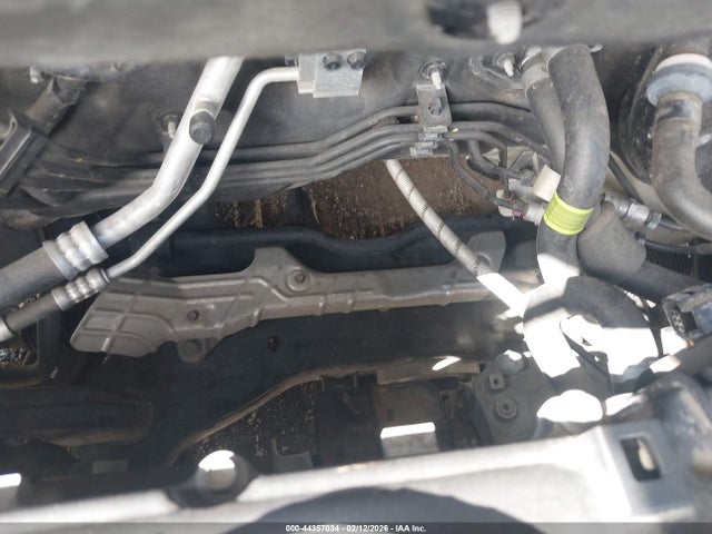 KMHD74LF8HU396814 Hyundai ELANTRA SE