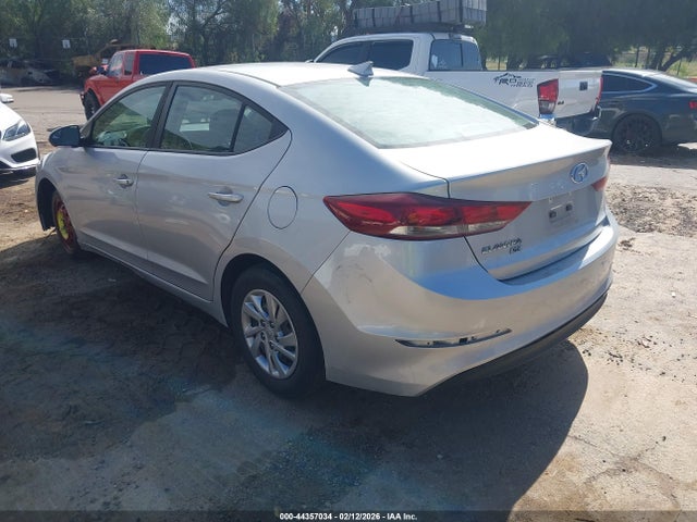KMHD74LF8HU396814 Hyundai ELANTRA SE