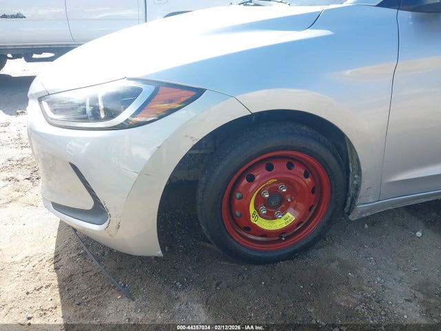 KMHD74LF8HU396814 Hyundai ELANTRA SE