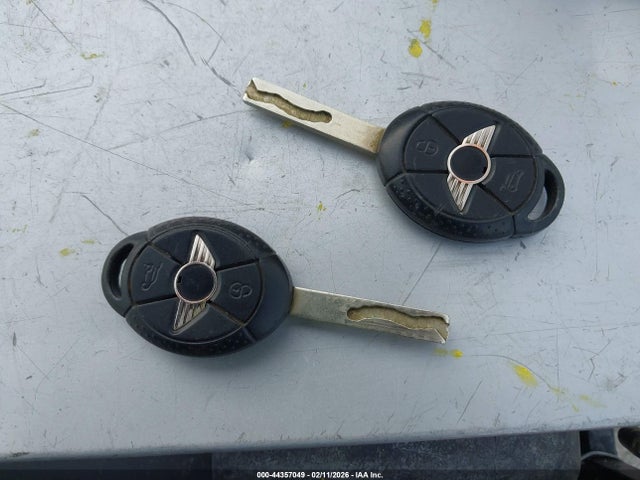 2008 MINI COOPER WMWRF33568TG19470 Photo 10