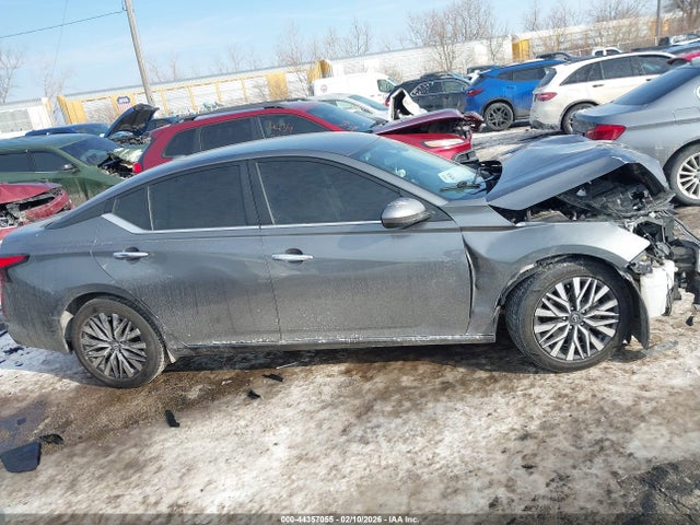 44357055 :رقم المزاد ، 1N4BL4DV3PN336855 vin ، 2023 Nissan Altima Sv Fwd مزاد بيع