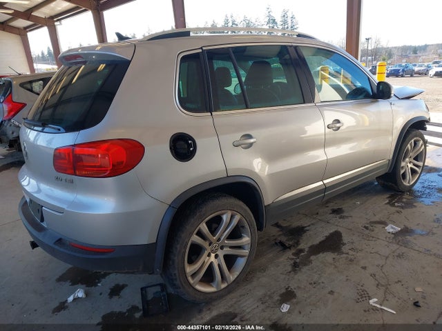 2012 VOLKSWAGEN TIGUAN WVGAV7AX9CW531897 Photo 3