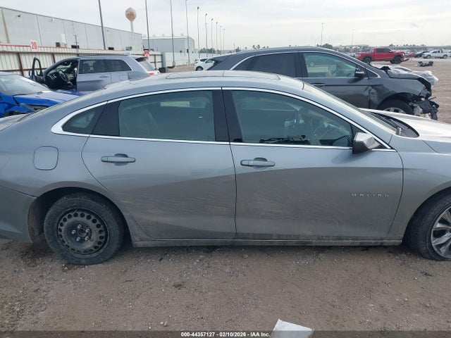1G1ZD5ST2RF127142 Chevrolet Malibu Fwd 1lt