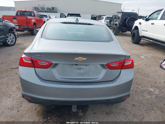 1G1ZD5ST2RF127142 Chevrolet Malibu Fwd 1lt