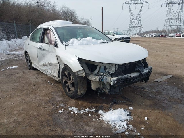 1HGCR2F30GA031335 Honda ACCORD LX