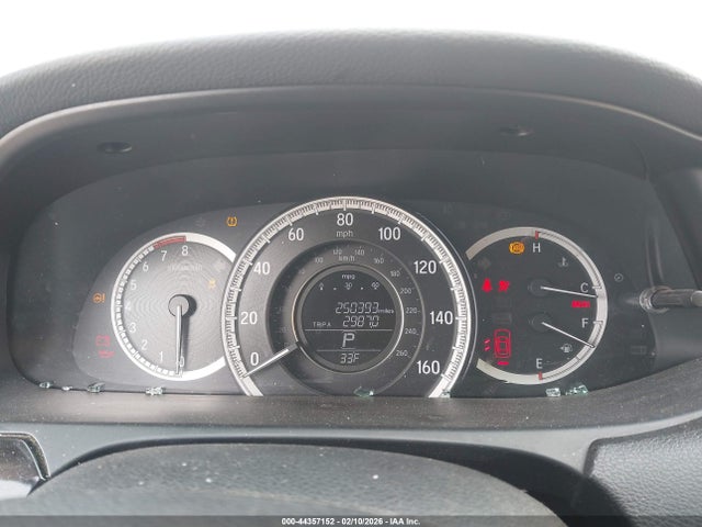 1HGCR2F30GA031335 Honda ACCORD LX