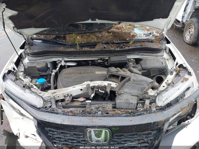 5FNYF8H9XKB017556 Honda Passport Touring