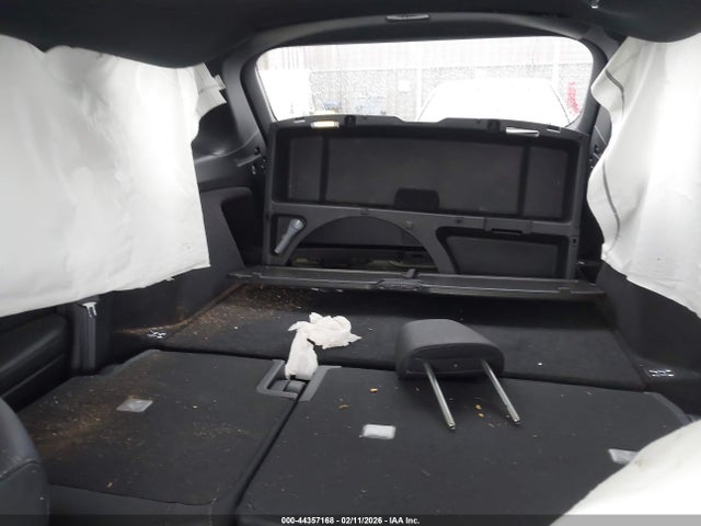 5FNYF8H9XKB017556 Honda Passport Touring