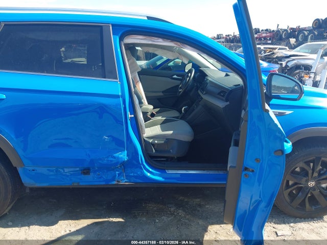 3VVTX7B25NM099338 Volkswagen Taos 1.5t Se