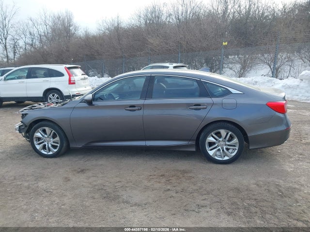 Honda ACCORD LX 2018 1HGCV1F18JA112417 Image 15