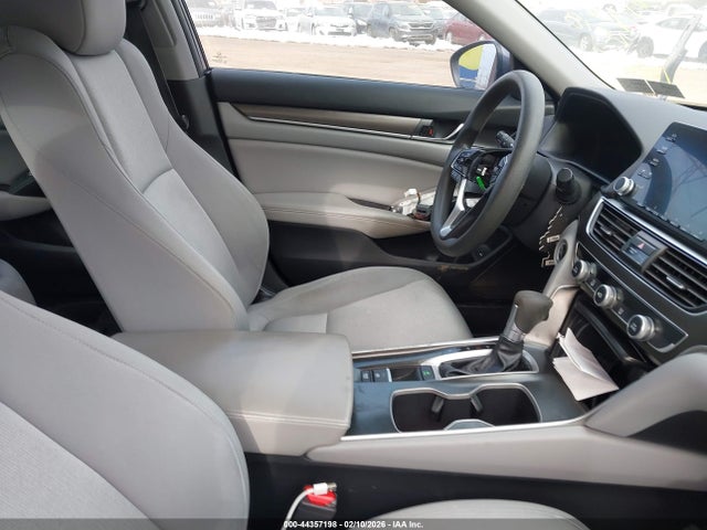 Honda ACCORD LX 2018 1HGCV1F18JA112417 Image 5