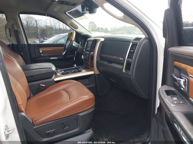 44357205 :رقم المزاد ، 1C6RR7PT4HS775074 vin ، 2017 Ram 1500 Longhorn  4x4 5'7 Box مزاد بيع