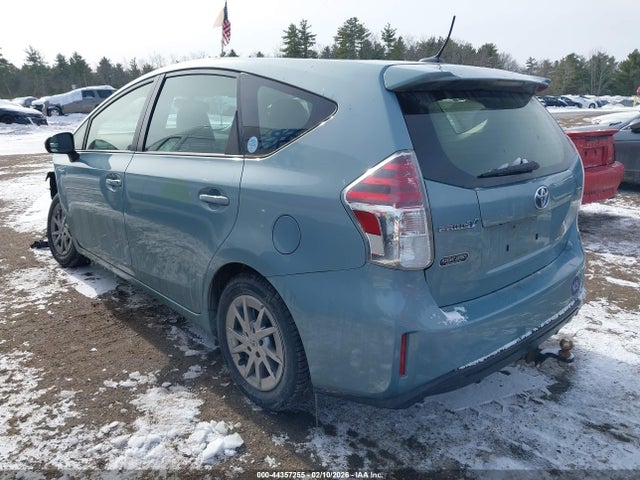 JTDZN3EU9GJ050941 Toyota Prius V Four