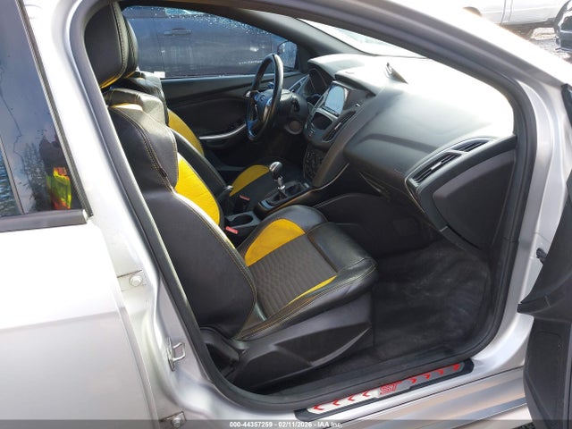 Ford FOCUS ST 2014 1FADP3L92EL282243 Image 18