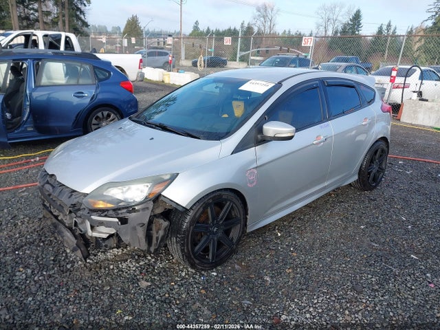 Ford FOCUS ST 2014 1FADP3L92EL282243 Image 2