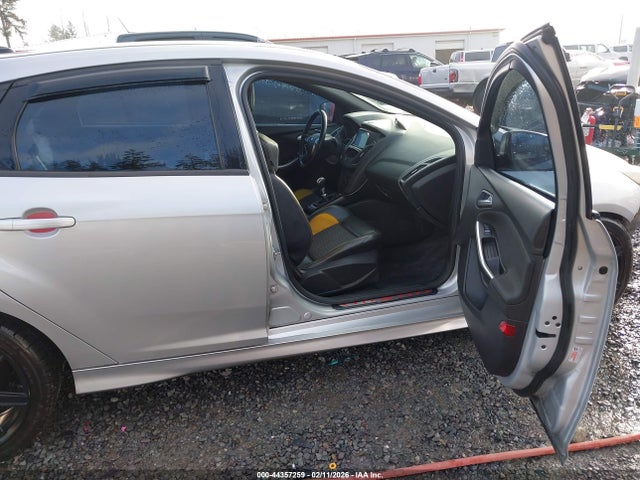 Ford FOCUS ST 2014 1FADP3L92EL282243 Image 5