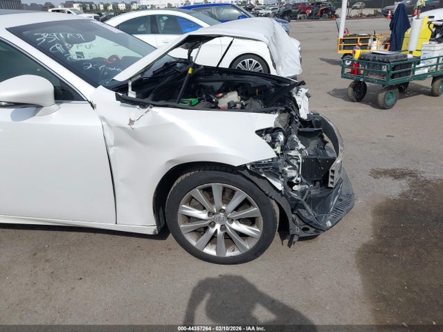 Lexus IS 200T 2016 JTHBA1D22G5013819 Image 19