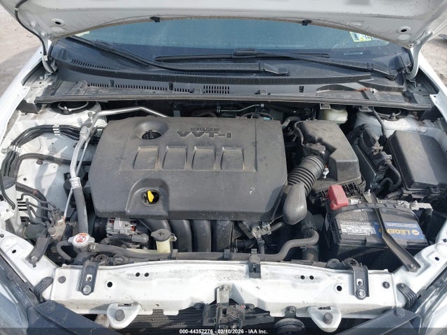 Toyota COROLLA LE 2018 5YFBURHE2JP805796 Image 10