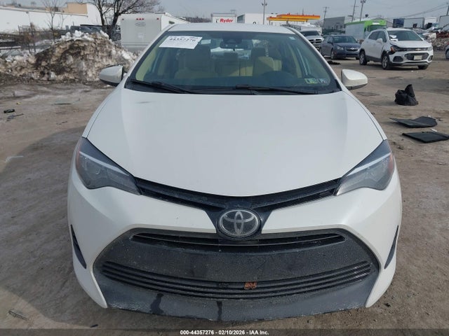 Toyota COROLLA LE 2018 5YFBURHE2JP805796 Image 12