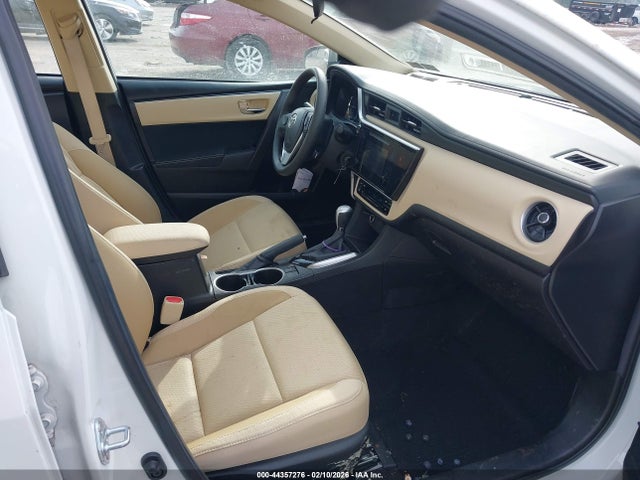 Toyota COROLLA LE 2018 5YFBURHE2JP805796 Image 5