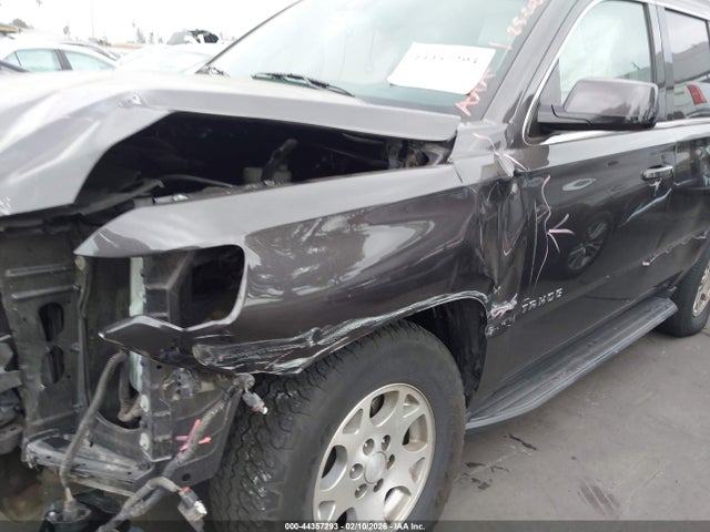 Chevrolet Tahoe Lt 2018 1GNSCBKC8JR235432 Image 22