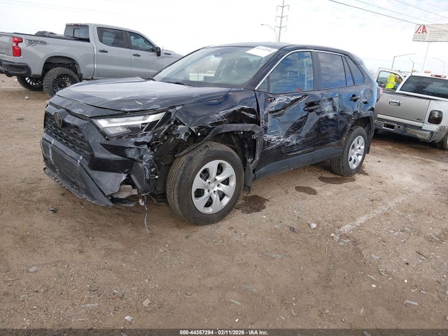 Toyota RAV4 LE 2024 2T3G1RFVXRC399951 Image 2