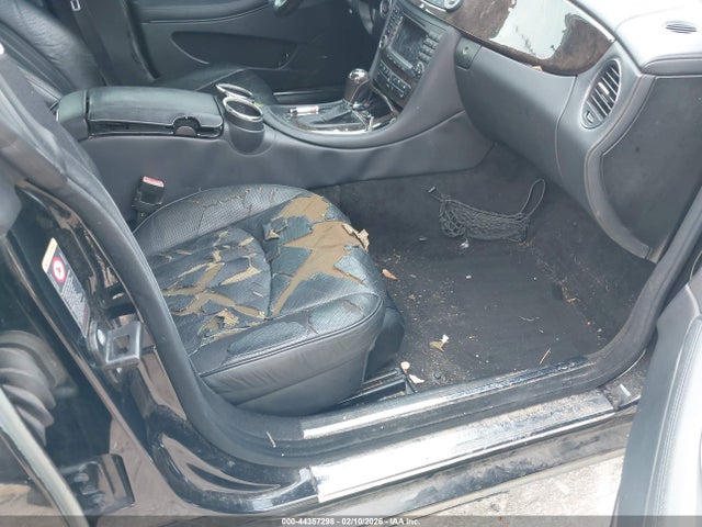 2006 MERCEDES-BENZ CLS 500 WDDDJ75X86A028487 Photo 4