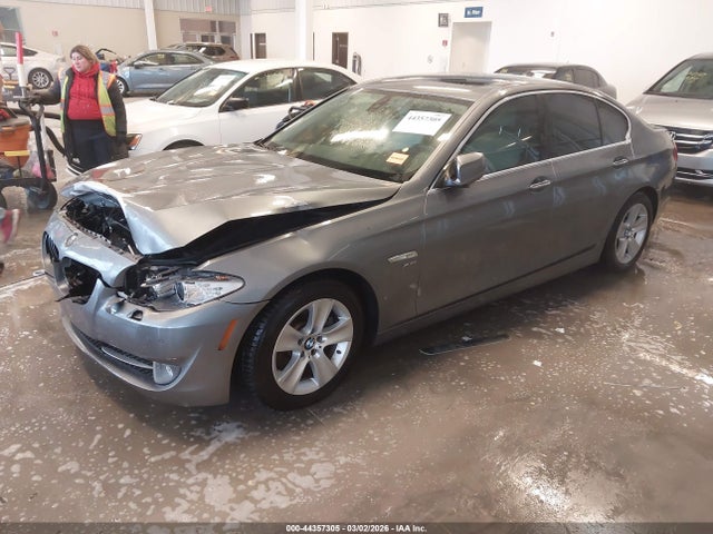 2012 BMW 528I WBAXH5C52CDW09581 Photo 1