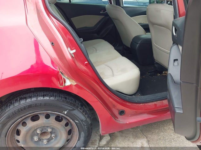 3MZBM1T7XGM243041 Mazda Mazda3 I Sport