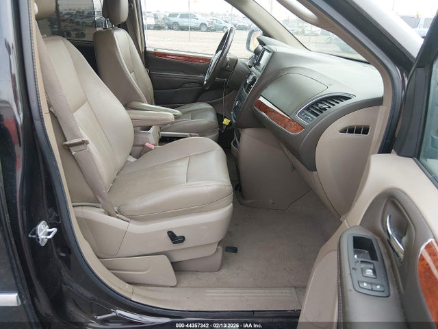 44357342 :رقم المزاد ، 2C4RC1CG9FR657147 vin ، 2015 Chrysler Town & Country Touring-l مزاد بيع