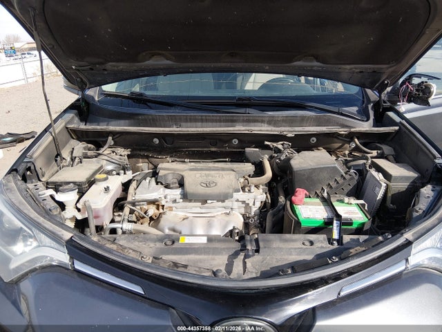 Toyota Rav4 Xle 2017 2T3RFREVXHW666112 Image 10