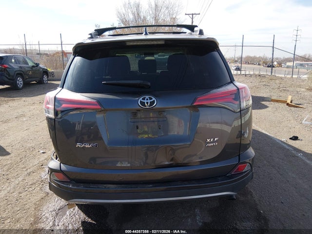 Toyota Rav4 Xle 2017 2T3RFREVXHW666112 Image 17