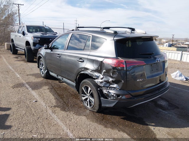 Toyota Rav4 Xle 2017 2T3RFREVXHW666112 Image 3