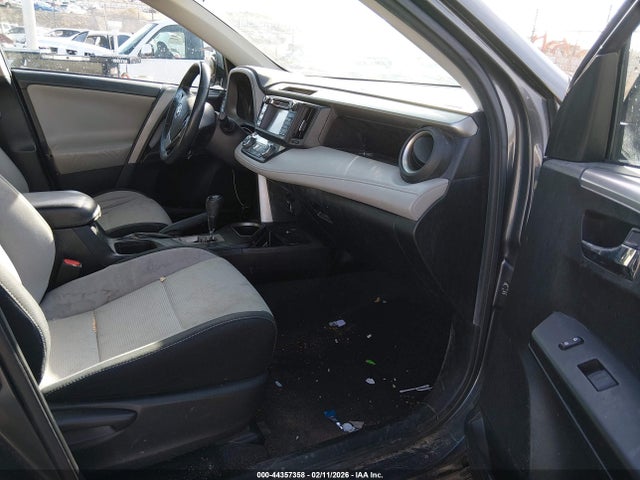 Toyota Rav4 Xle 2017 2T3RFREVXHW666112 Image 5