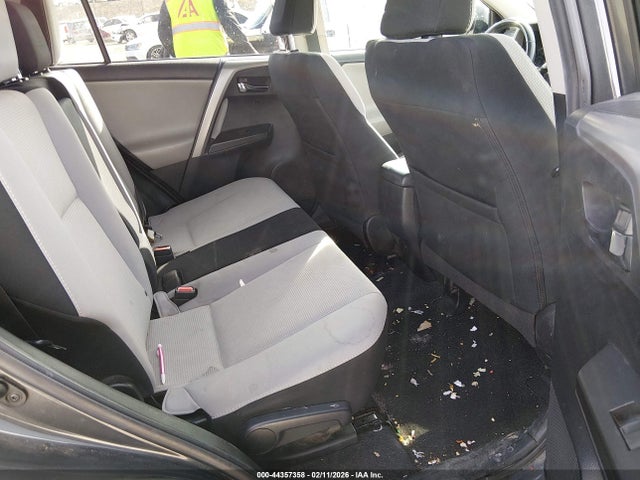 Toyota Rav4 Xle 2017 2T3RFREVXHW666112 Image 8