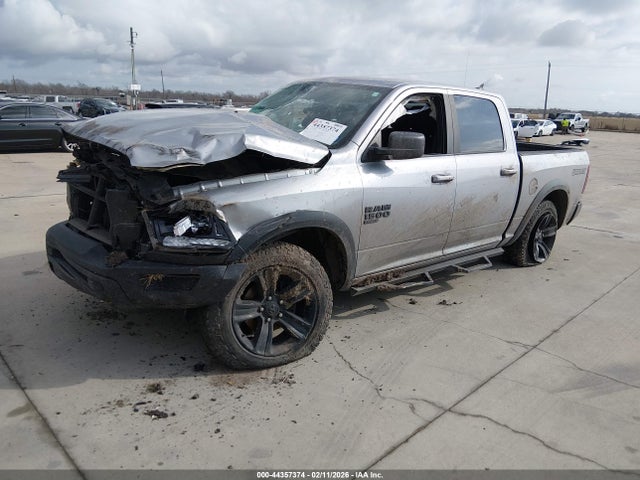 1C6RR7LG4NS215740 RAM 1500 Classic Warlock 4x4 5&#039;7 Box